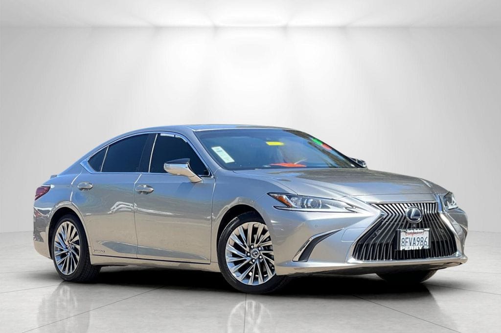 2019 Lexus ES Hybrid 300h Luxury