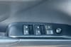 11 imagen en miniatura de 2020 Toyota Camry Hybrid LE