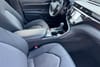 14 imagen en miniatura de 2020 Toyota Camry Hybrid LE