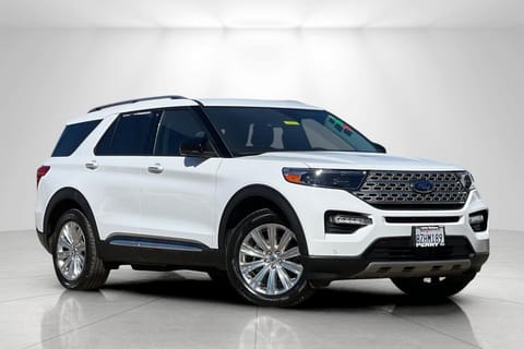 1 image of 2022 Ford Explorer Limited