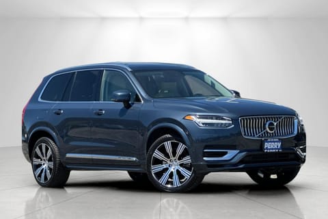 1 image of 2022 Volvo XC90 Recharge Plug-In Hybrid T8 Inscription 7 Passenger