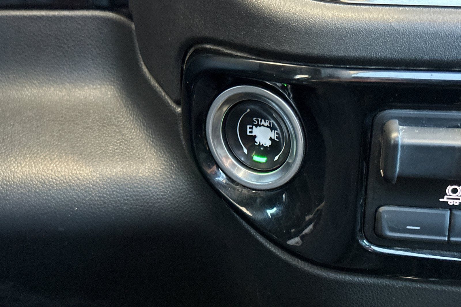 2023 Chevrolet Silverado 1500 ZR2 - Photo 21
