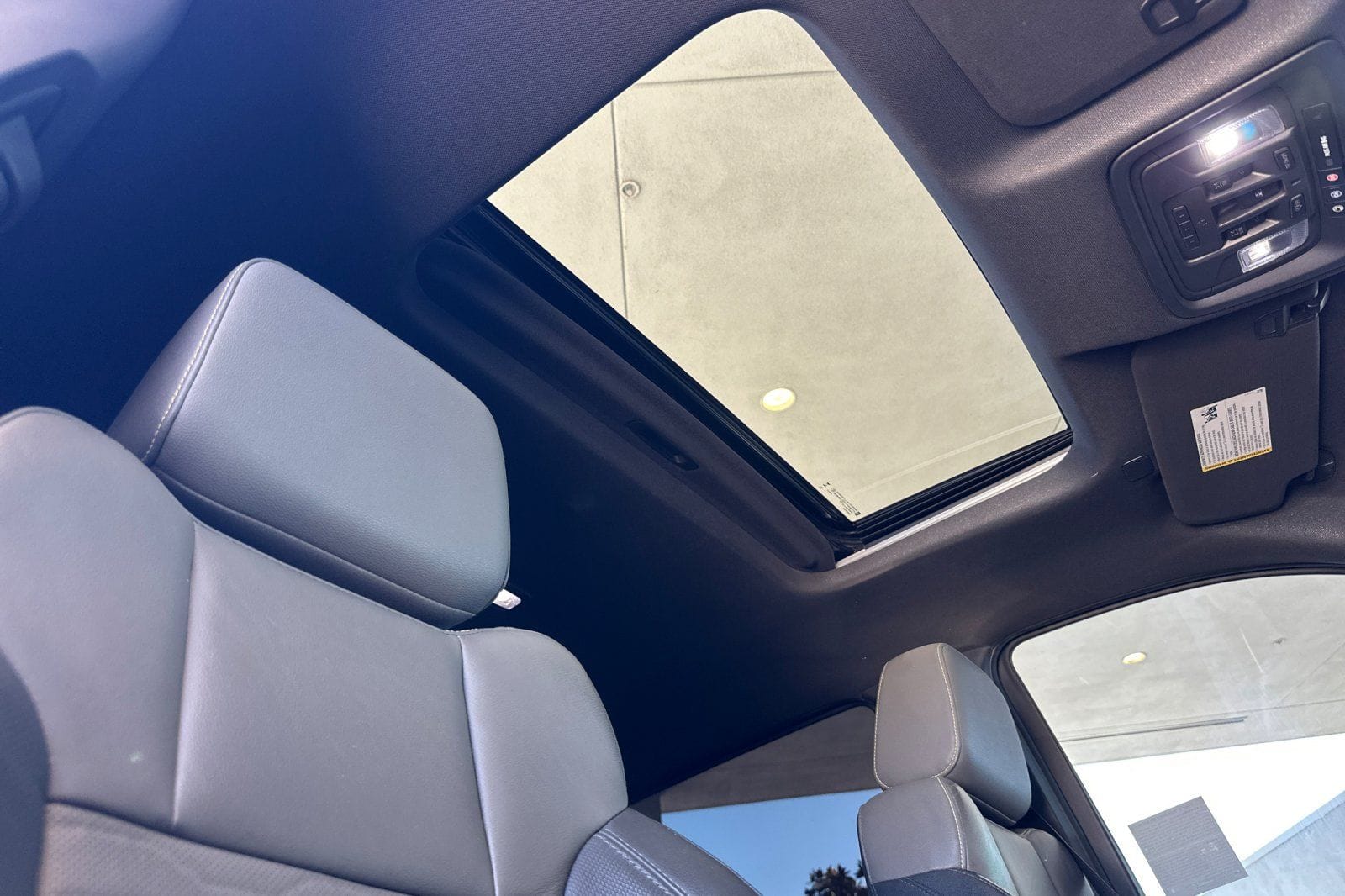 2023 Chevrolet Silverado 1500 ZR2 - Photo 15