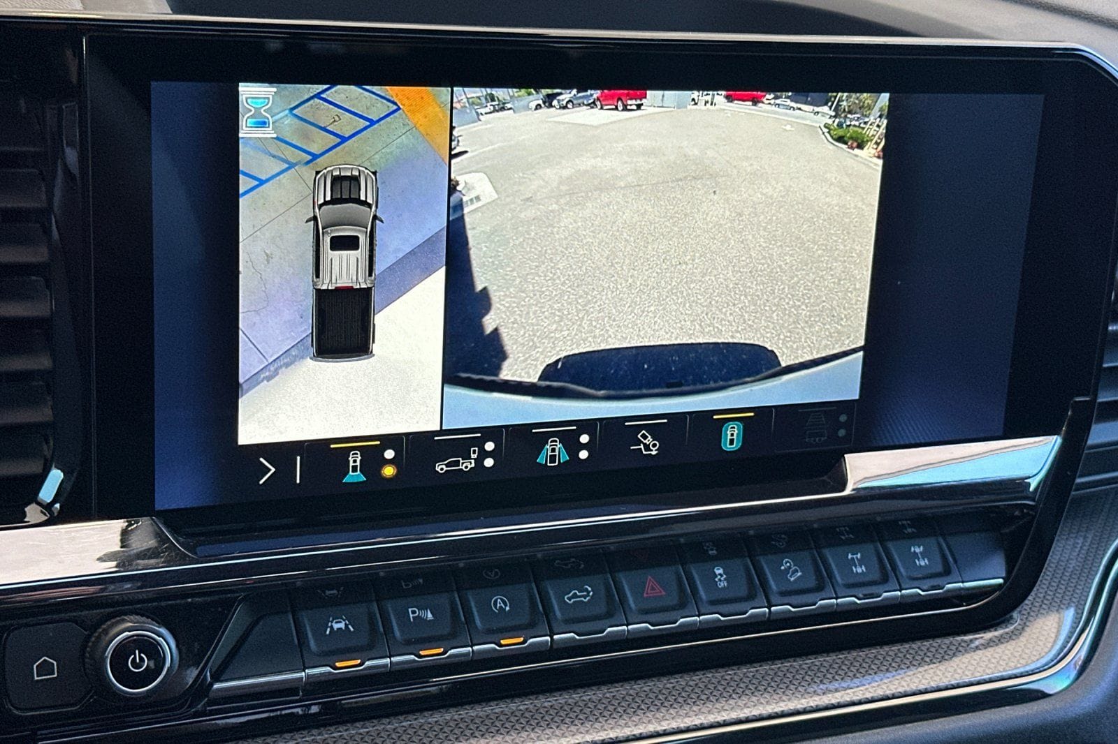 2023 Chevrolet Silverado 1500 ZR2 - Photo 18