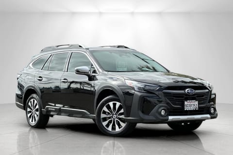 1 imagen de 2023 Subaru Outback Touring XT