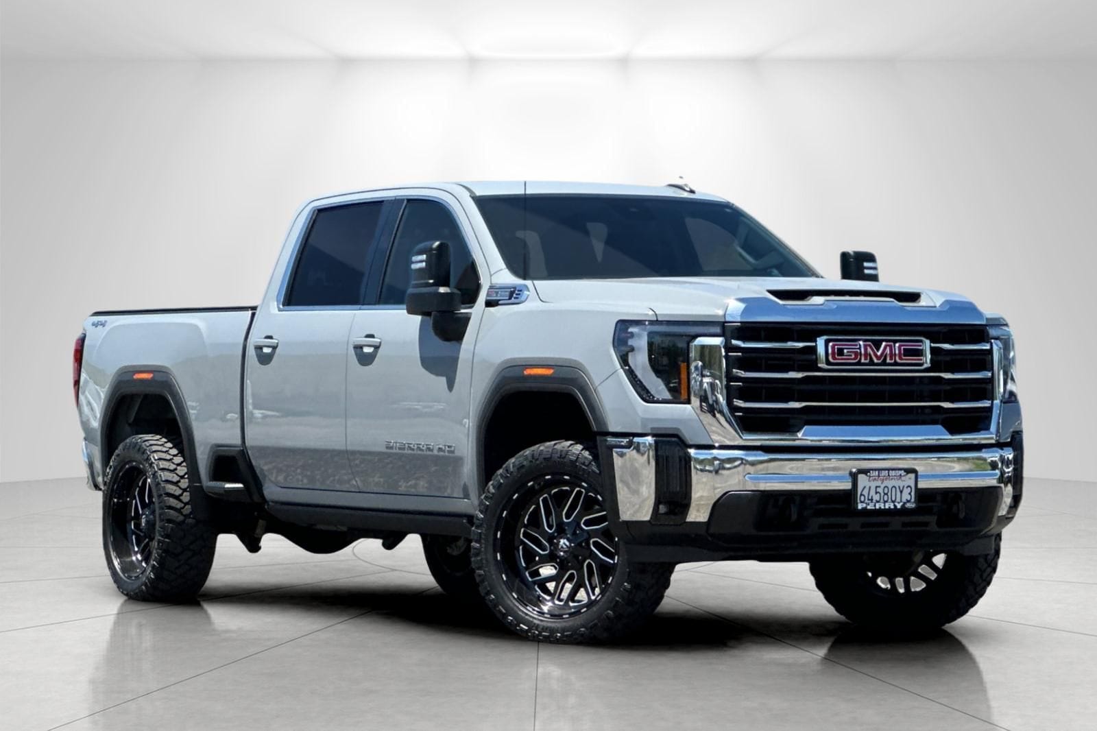 2024 GMC Sierra 4WD Crew Cab Standard Box SLE's photo