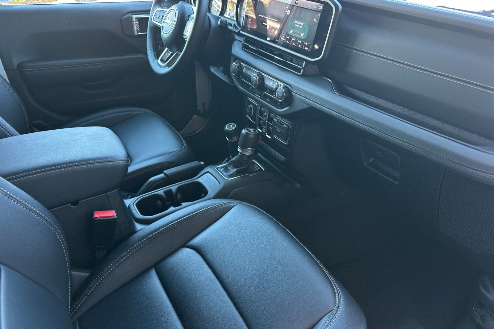 2024 Jeep Wrangler 4xe Sahara 4XE - Photo 17