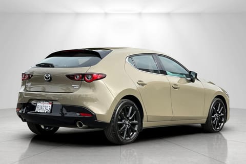 2024 Mazda Mazda3 2.5 Carbon Turbo