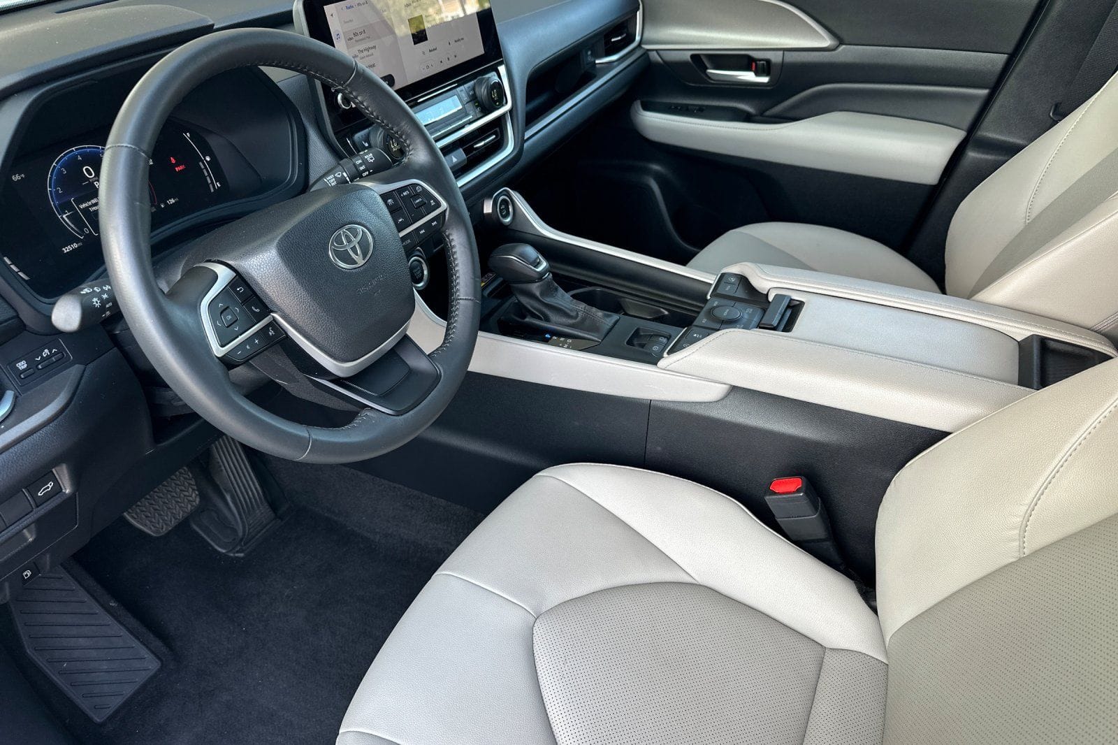 2024 Toyota Grand Highlander XLE - Photo 9
