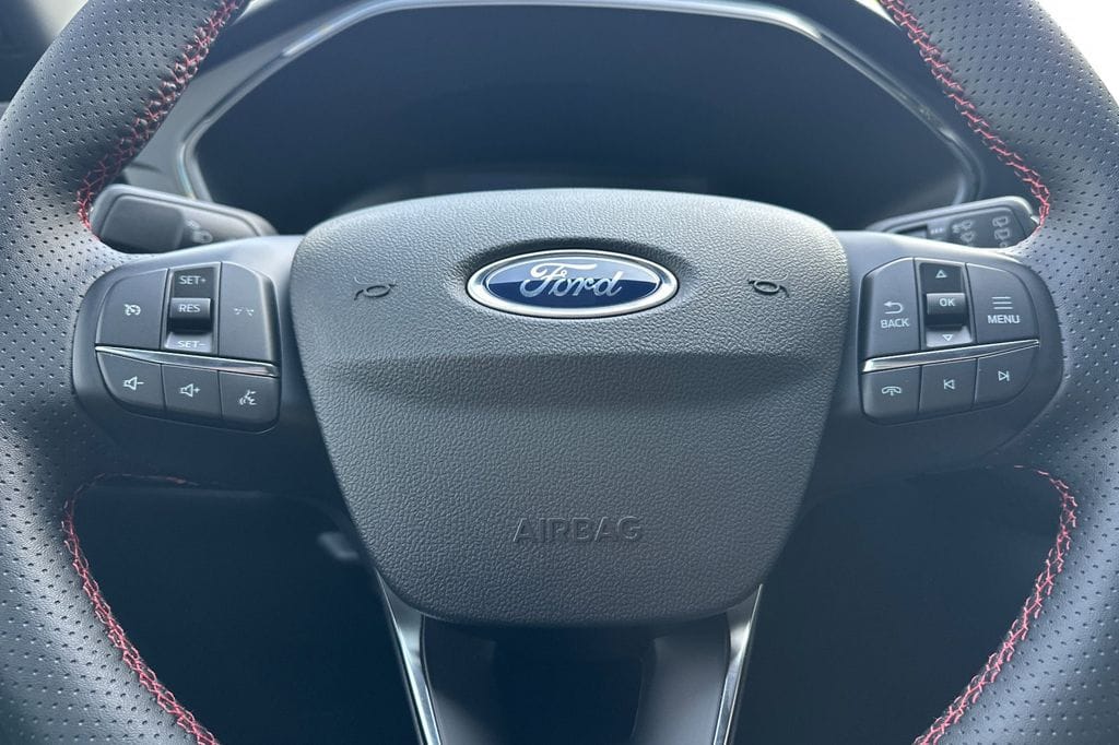 2025 Ford Escape ST-Line Select - Photo 19
