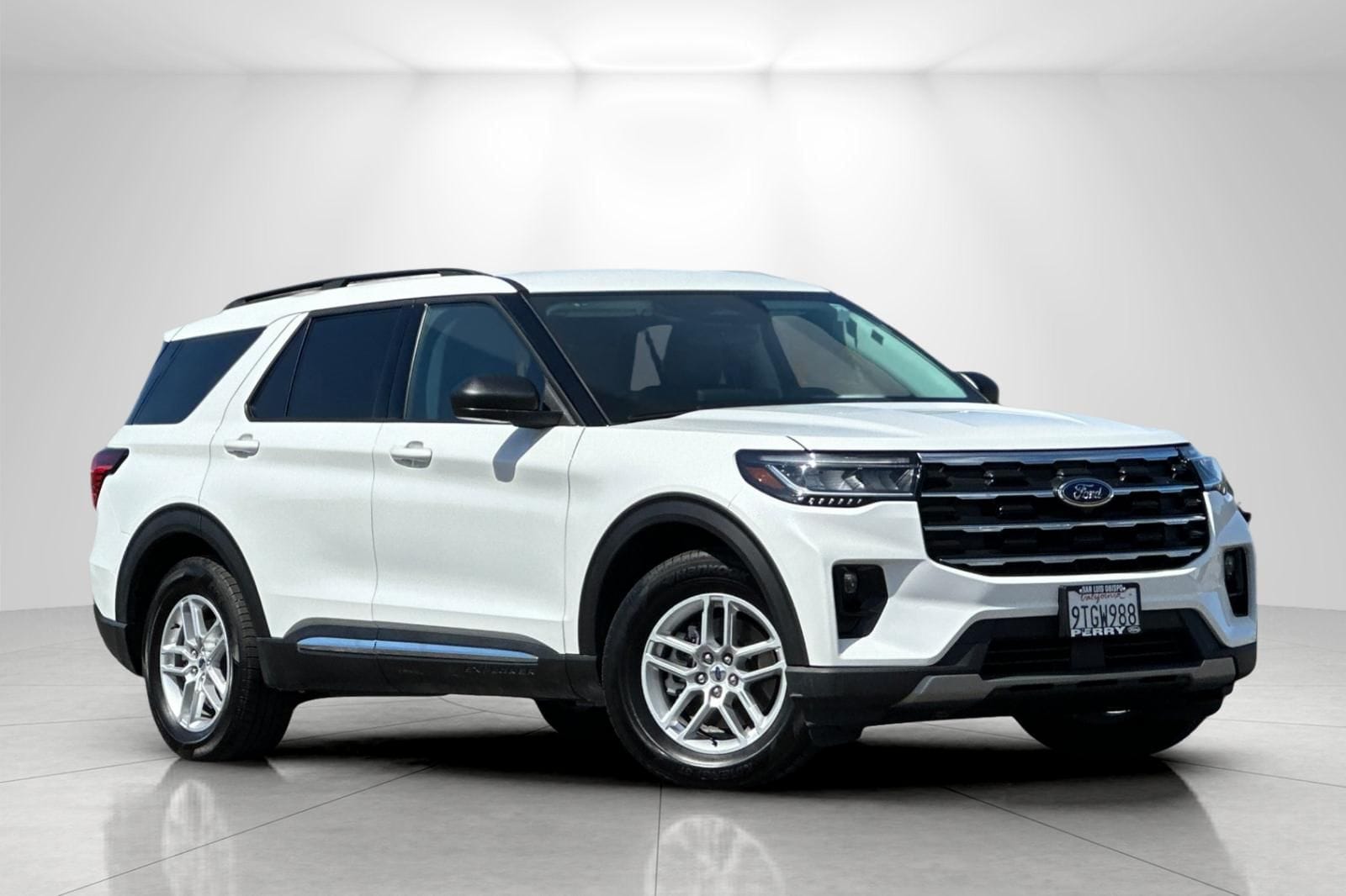 2025 Ford Explorer Active RWD (PL535)'s photo
