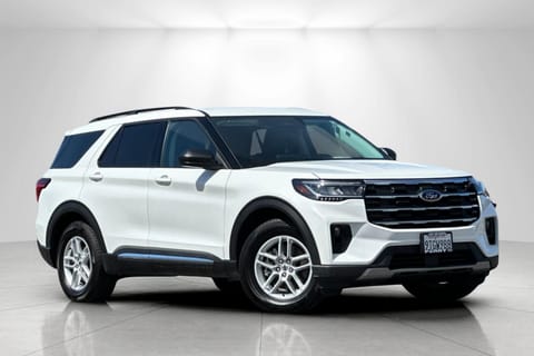 1 image of 2025 Ford Explorer Active
