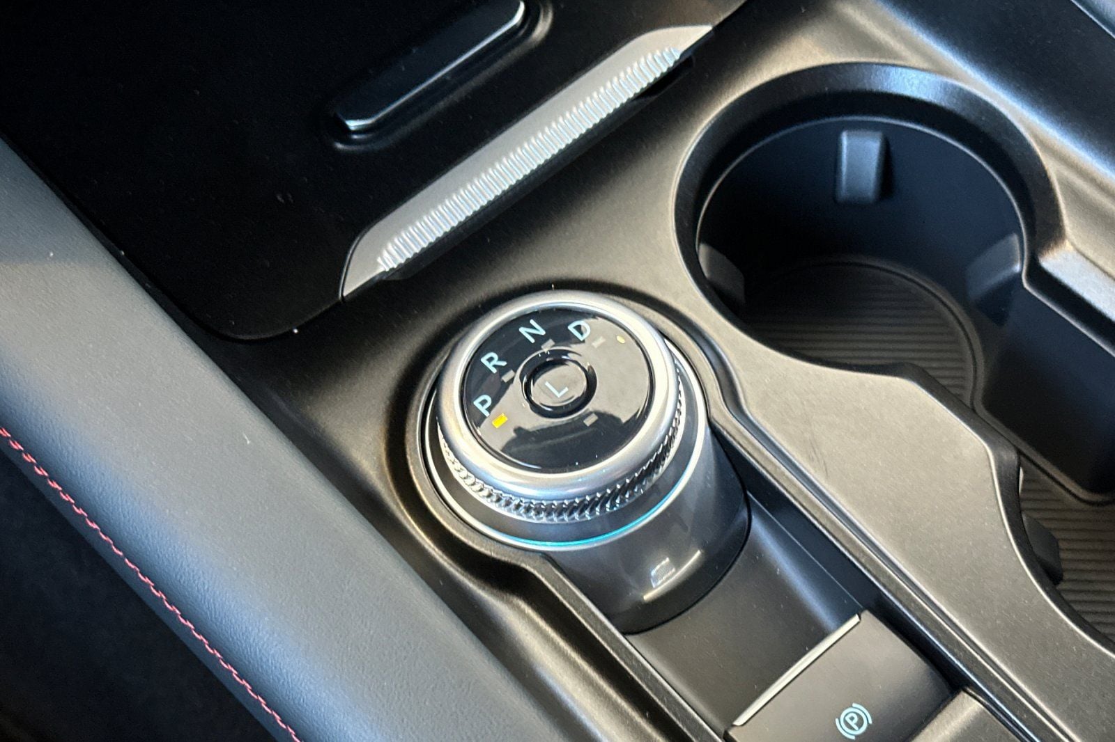2025 Ford Explorer ST-Line - Photo 22