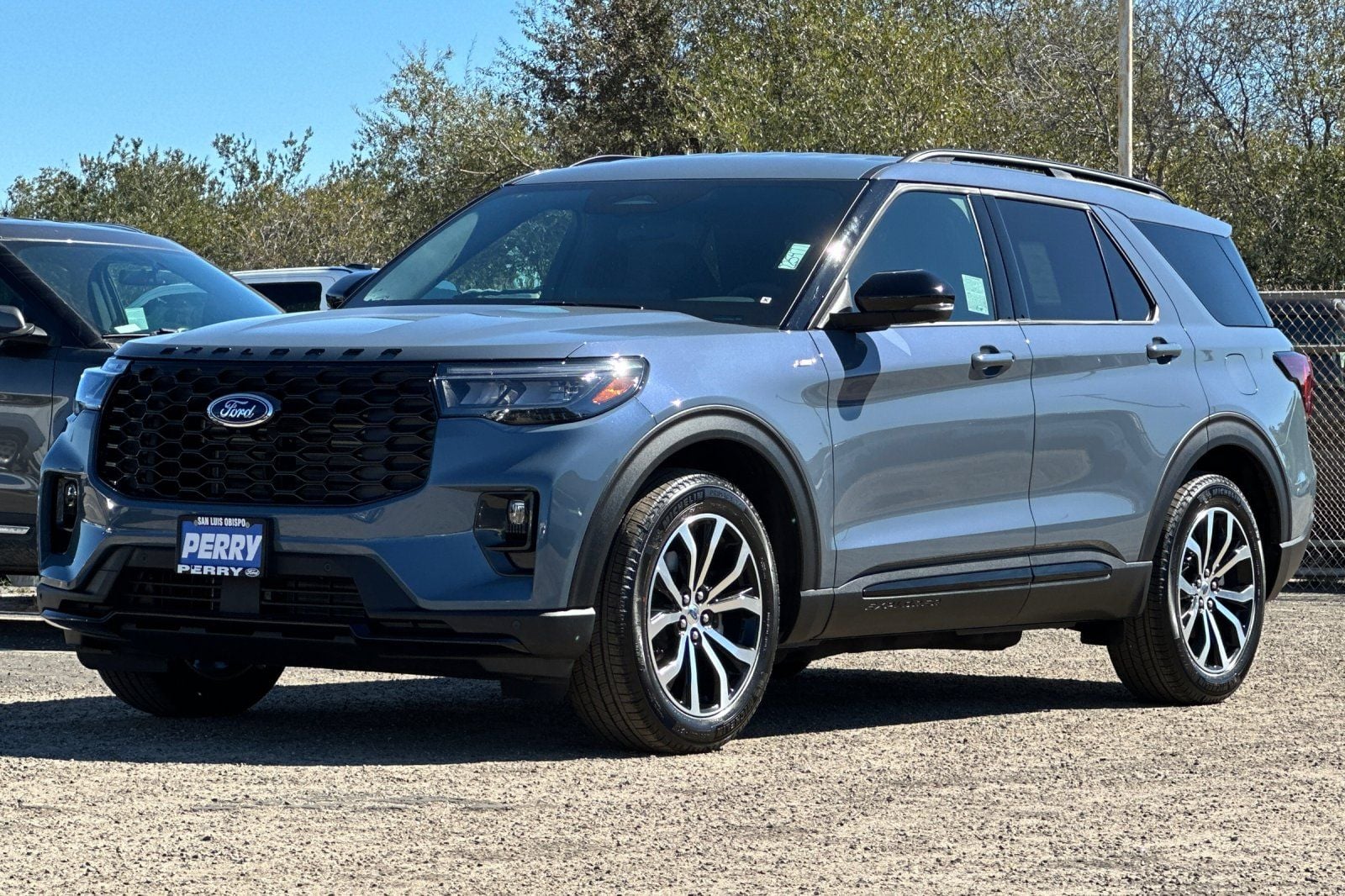 2025 Ford Explorer ST-Line - Photo 7