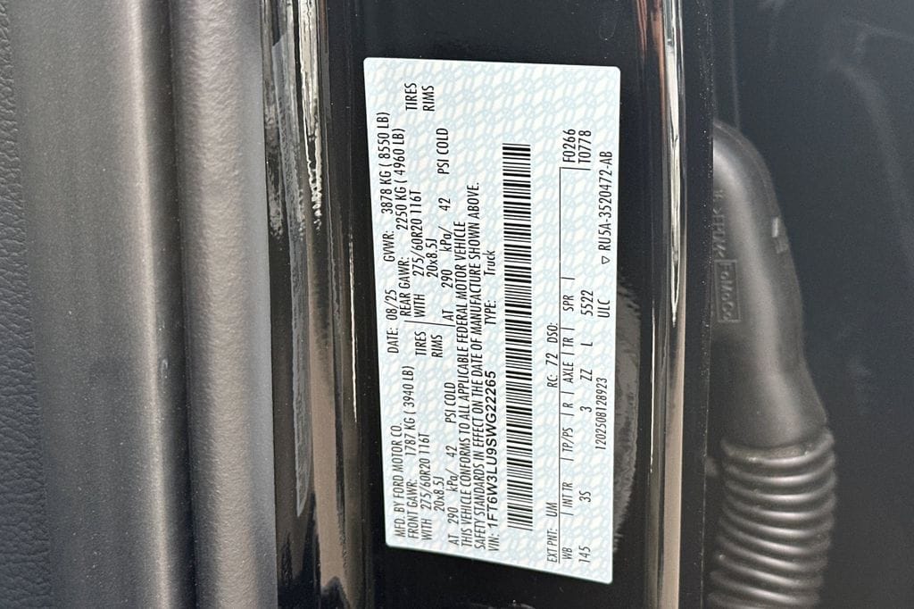 2025 Ford F-150 Lightning Flash - Photo 20