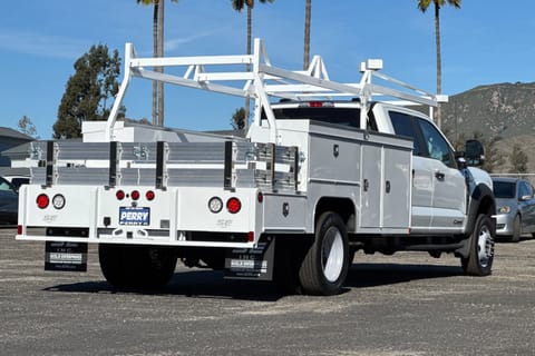 2025 Ford F-550SD XL