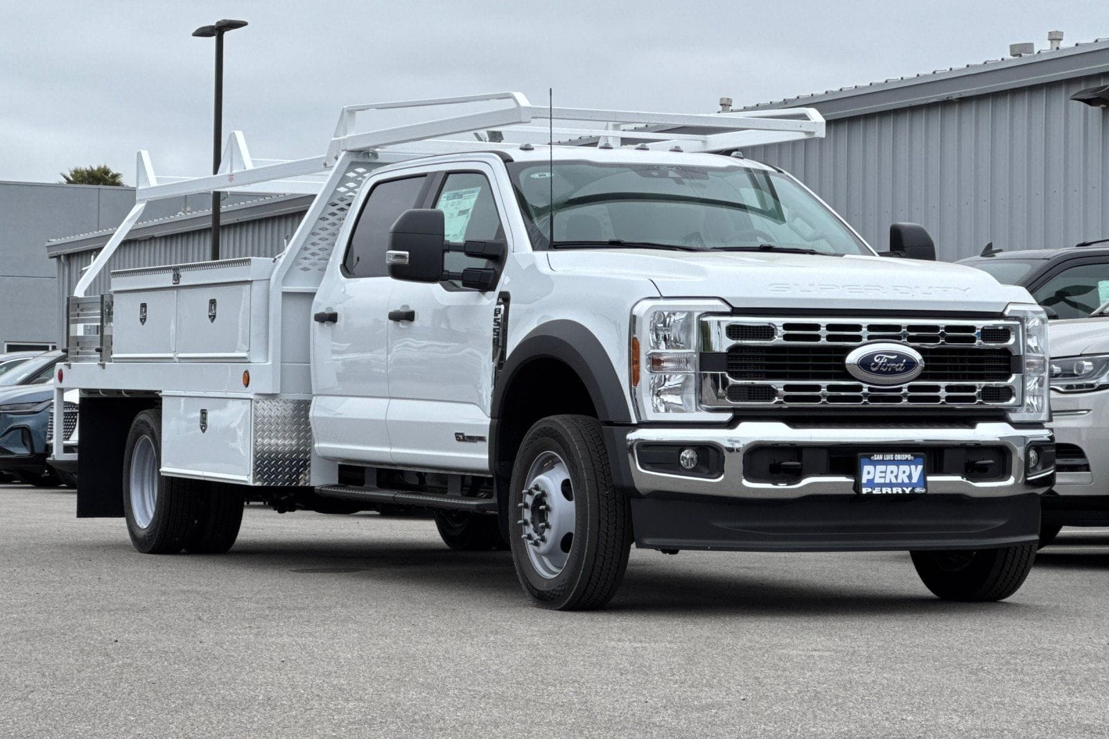 2025 Ford F-550 XL 4x4 Crew Cab 203-In DRW's photo