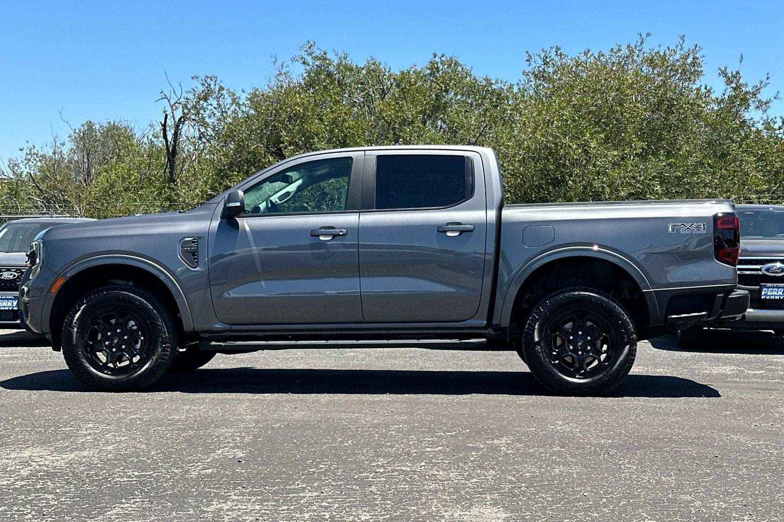 2025 Ford Ranger Lariat - Photo 6