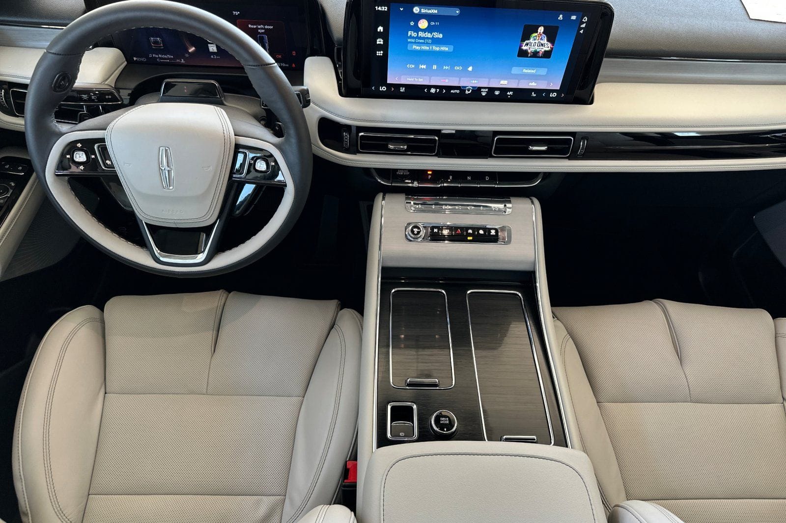 2025 Lincoln Aviator Reserve - Photo 12