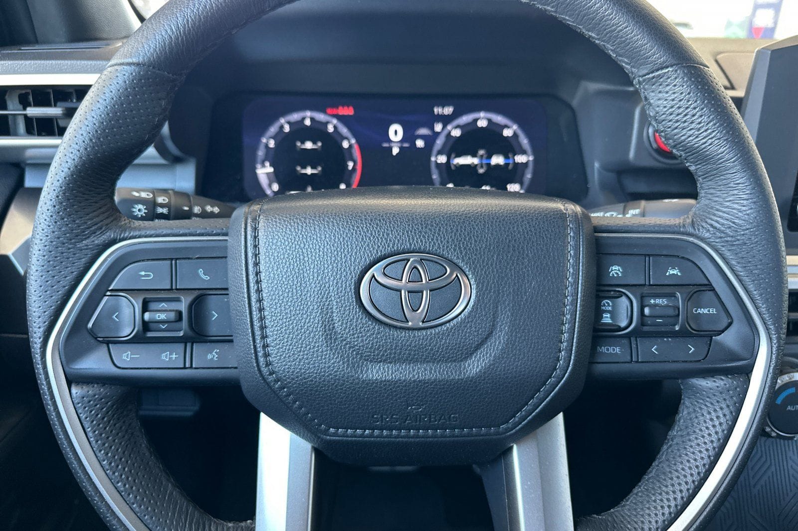 2025 Toyota Tacoma TRD Sport - Photo 21