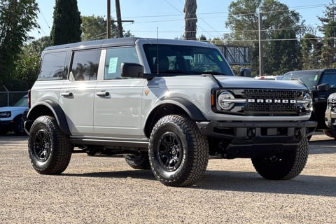 1 imagen de 2026 Ford Bronco Badlands