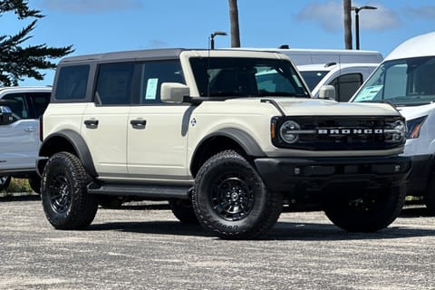1 image of 2026 Ford Bronco Outer Banks