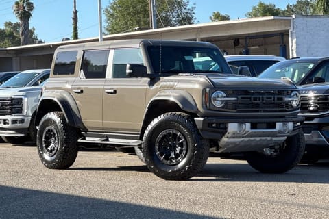 1 imagen de 2026 Ford Bronco Raptor