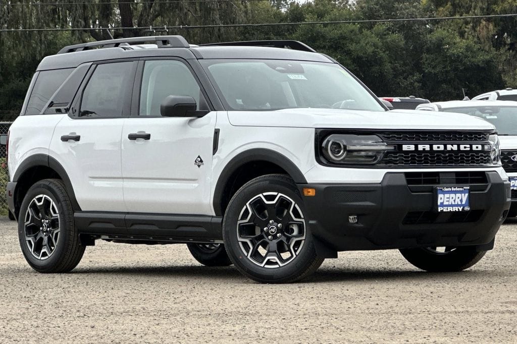 2026 Ford Bronco Sport Outer Banks 4X4's photo