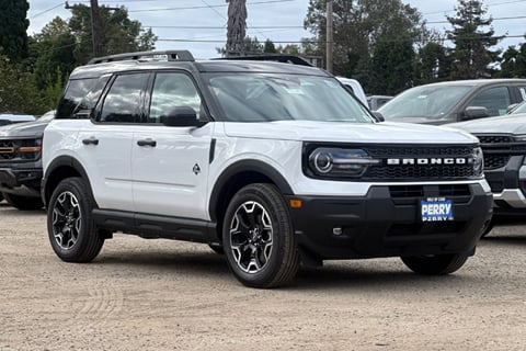1 imagen de 2026 Ford Bronco Sport Outer Banks