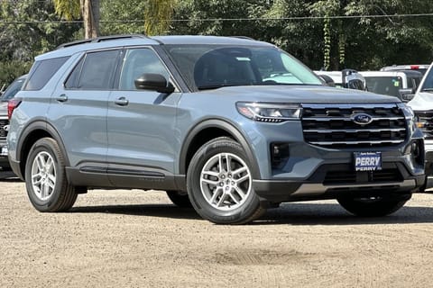 1 imagen de 2026 Ford Explorer Active