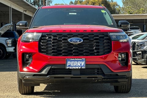 2026 Ford Explorer ST-Line
