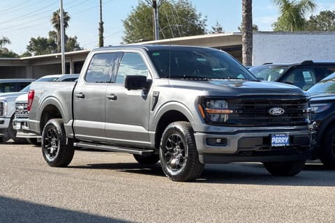 1 imagen de 2026 Ford F-150 XLT