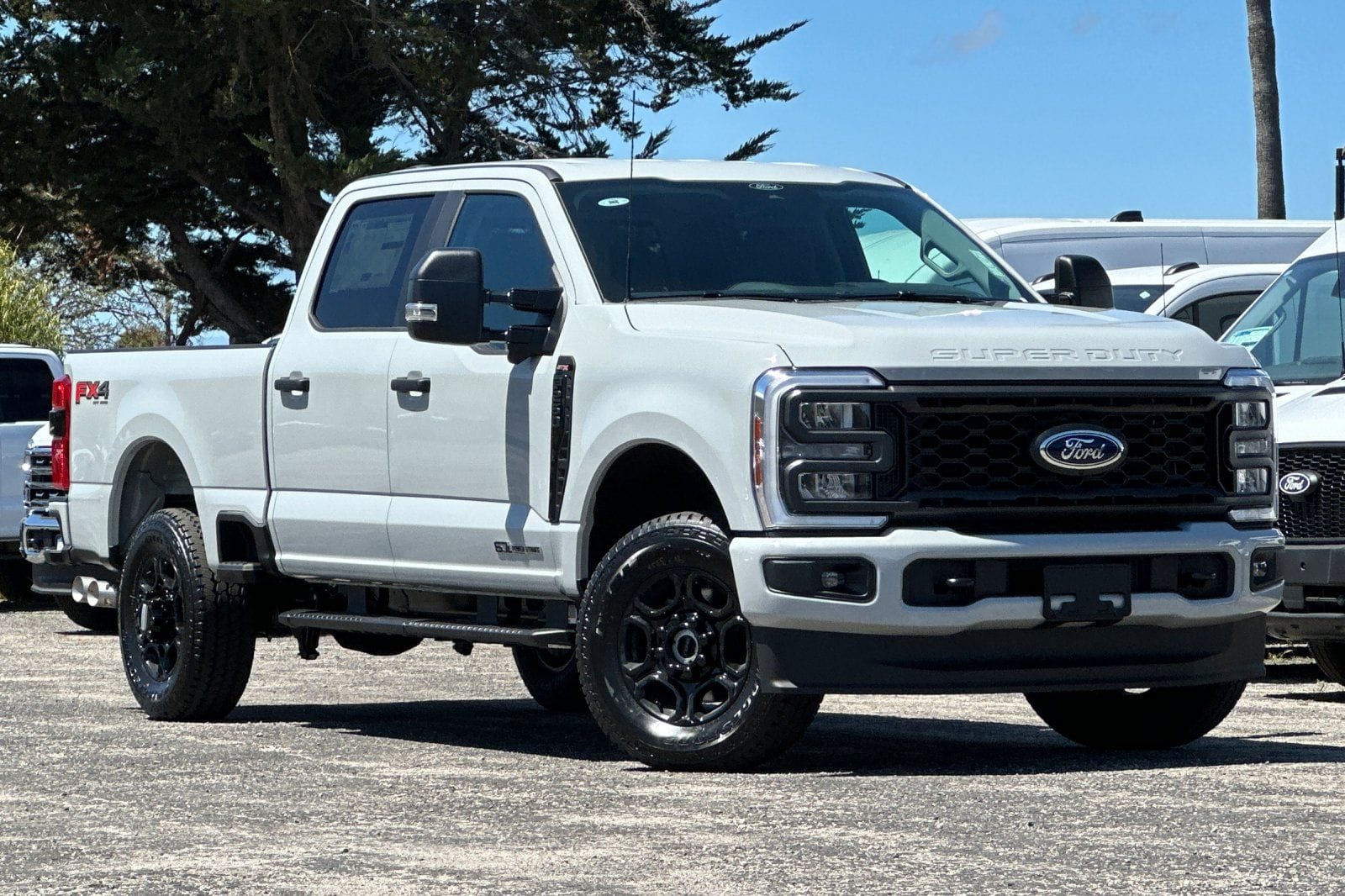 2026 Ford F-250 XL 4x4 Crew Cab 6-3/4' Box's photo