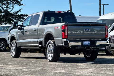 2026 Ford F-350SD Lariat