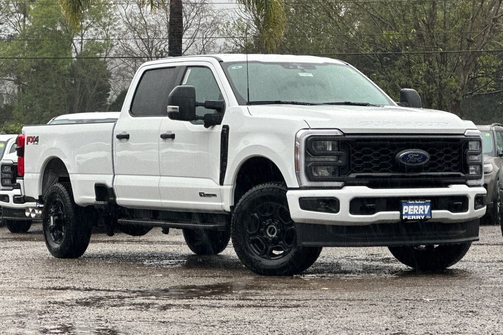 2026 Ford F-350 XL 4x4 Crew Cab 8' Box SRW's photo