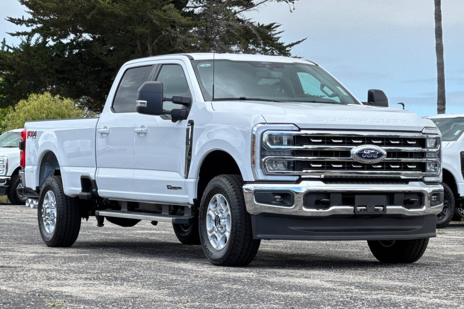 2026 Ford F-350 XLT 4x4 Crew Cab 8' Box SRW's photo