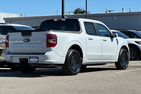 2026 Ford Maverick Lobo Standard