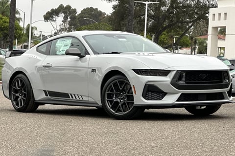 1 imagen de 2026 Ford Mustang EcoBoost Premium