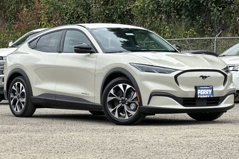 1 imagen de 2026 Ford Mustang Mach-E Select
