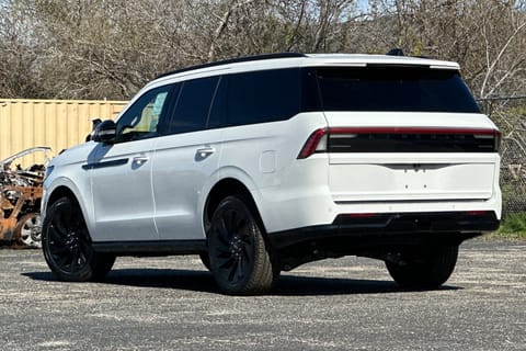 2026 Lincoln Navigator Reserve