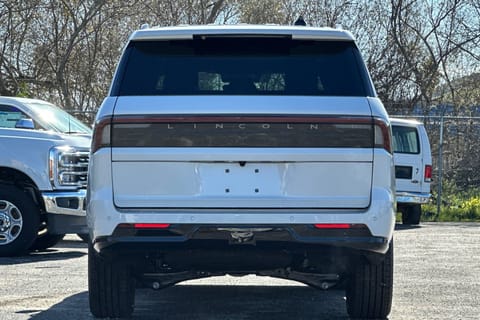 2026 Lincoln Navigator Reserve