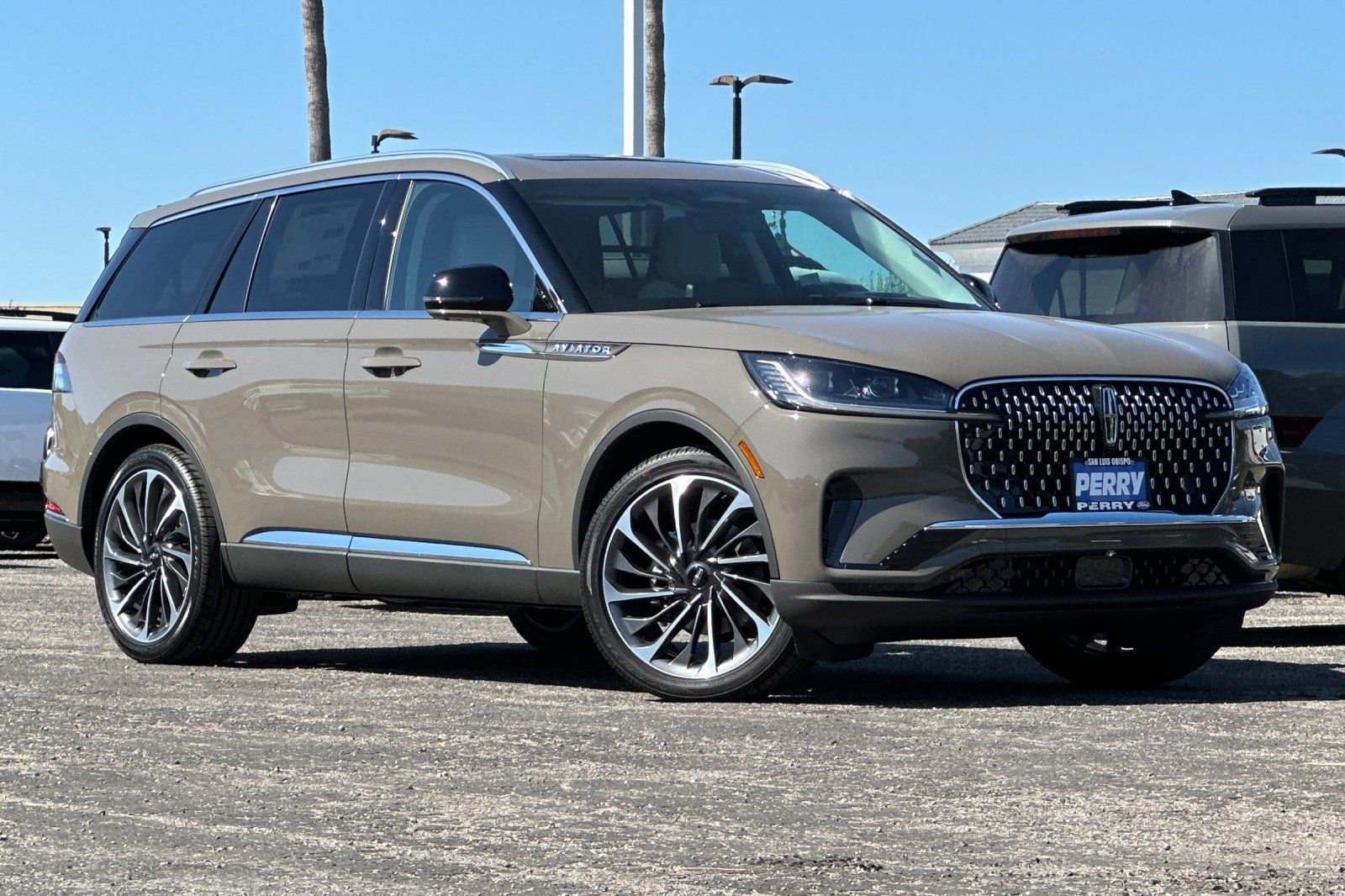2025 Lincoln Aviator Reserve's photo