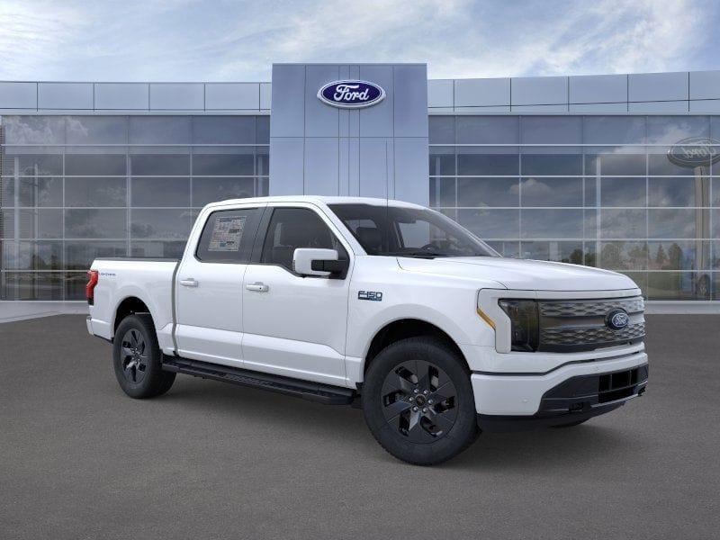 2025 Ford F-150 Lightning Lariat's photo