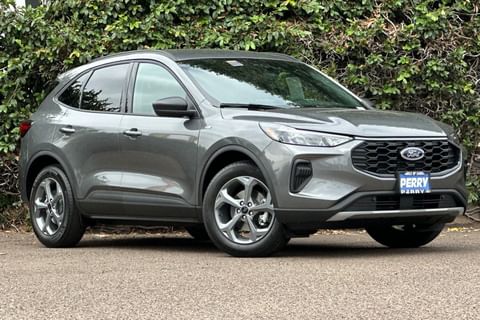 1 imagen de 2025 Ford Escape ST-Line