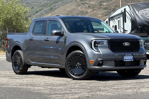 1 image of 2025 Ford Maverick Lobo Standard