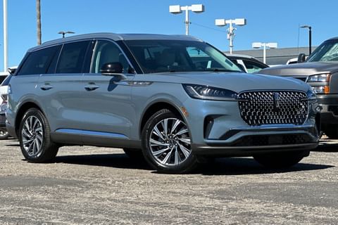 1 image of 2025 Lincoln Aviator Premiere