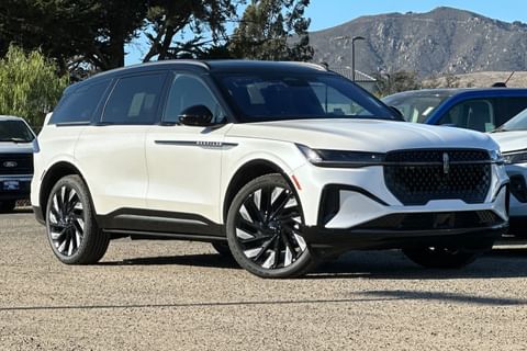 1 image of 2025 Lincoln Nautilus Reserve