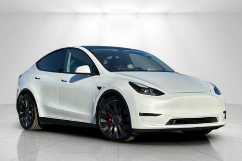 1 image of 2022 Tesla Model Y Performance