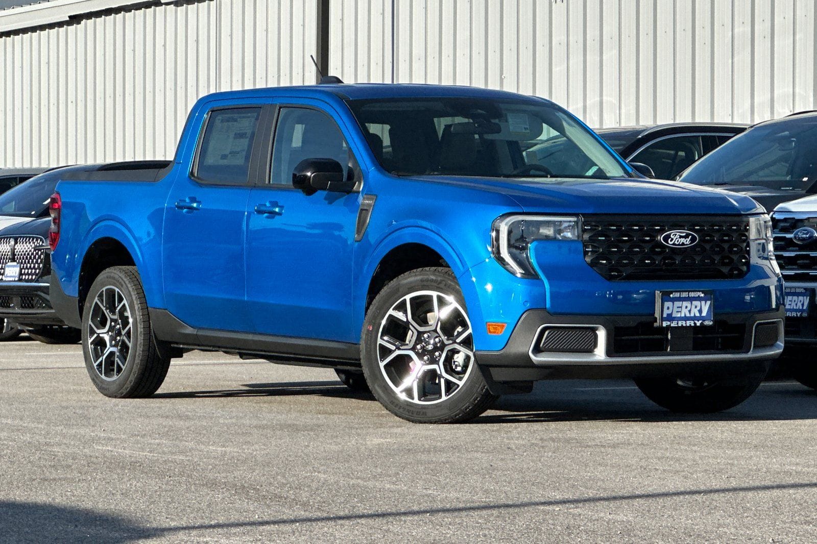 2025 Ford Maverick Lariat's photo