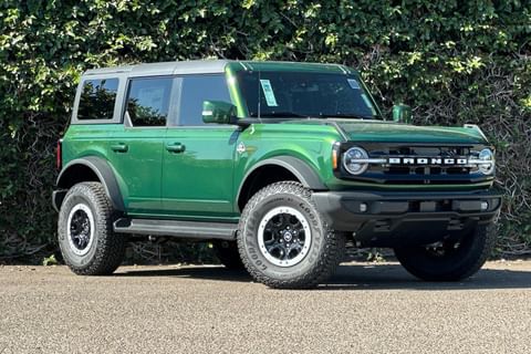 1 image of 2025 Ford Bronco Outer Banks